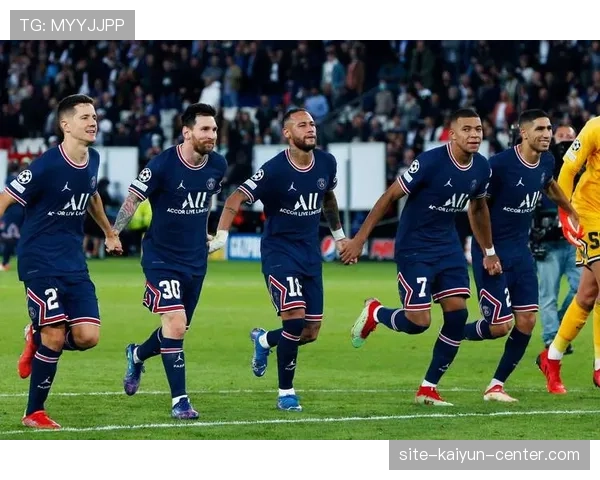 切尔西引援规模与效果争议，如何影响球队本赛季整体表现与稳定性